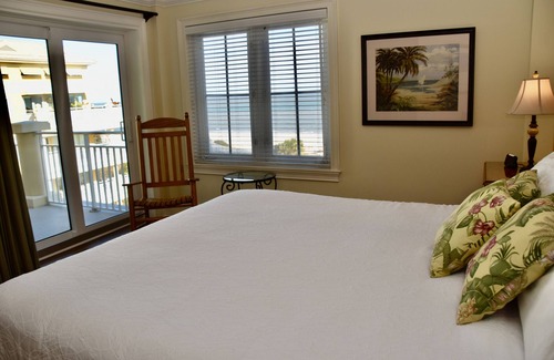 Daufuskie Island Villa | SEACLUSION Villa- Beautiful OCEANFRONT PENTHOUSE views of Pool/Beach