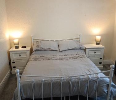 South Shore House | Seaforth Guest House - Pleasure Beach