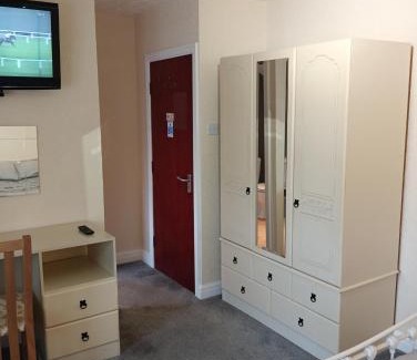 South Shore House | Seaforth Guest House - Pleasure Beach