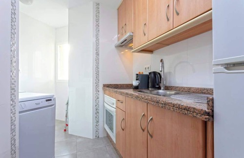 Almunecar Apartment | Seafront Apartment 4 pers, El Paseo A/C, Wi-Fi