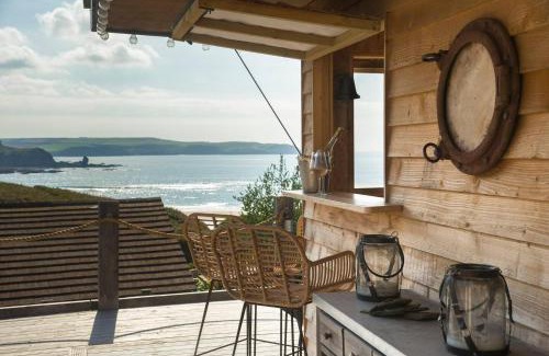 Bigbury-on-Sea House | Seafront Beach House With Panoramic Views