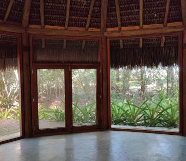 Aritagua Ski Chalet | Seafront Chalet Cocoa Coast