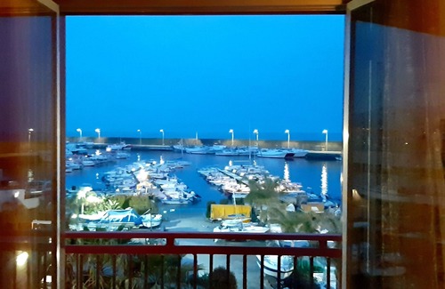 Riposto Apartment | Seafront Etna view between Taormina and Catania 3 minutes walk from the beach