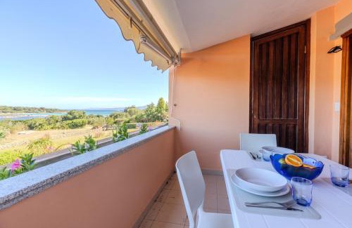 Capo Coda Cavallo Apartment | Seafront House Salina - beach and nature