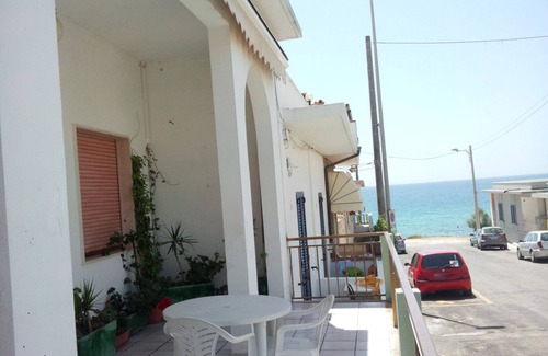 Marina di Mancaversa House | Seafront sea view house puglia
