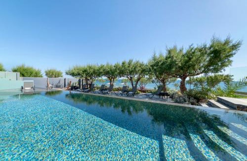 Koutsouras Villa | Seafront Luxury Moonlight Villa in South East Crete with Breathtaking Views