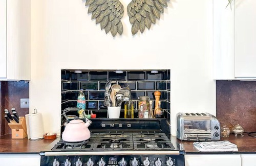 Herne Bay Apartment | Seafront Serenity - unique stylish home on the seafront