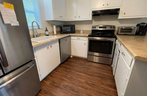 Edisto Island House | Seaglass 4bedroom 2bath with 8beds King bed WiFi Across from the beach Lg yard