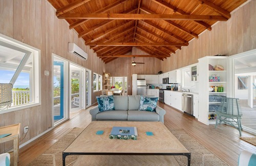 Man O War Cay House | SeaGlassFound*Heated Pool*Boats Included*3 Beaches*5 Cottages*20 Acre Peninsula