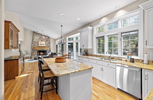 Michigan City House | Seagrass Hideaway - Sleeps 16, pool, hot tub