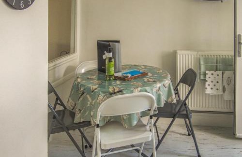 Pagham House | Seagull Cottage
