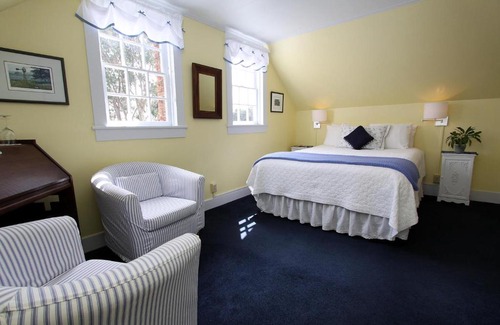 Mendocino Bed & Breakfast | Seagull Inn Bed & Breakfast