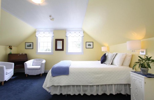 Mendocino Bed & Breakfast | Seagull Inn Bed & Breakfast
