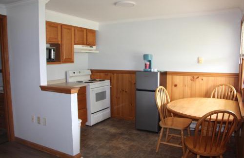 Chincoteague Hotel | Seahawk Motel
