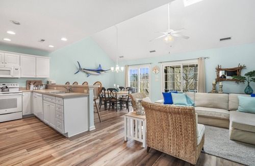 Chincoteague House | Seas the Day - Water views, Shared pool!