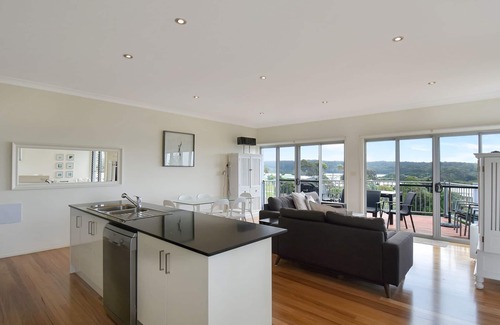 Bermagui Apartment | Seascape 1 - Water views