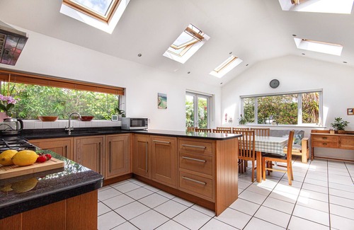 Marazion Cottage | Seascape - Five Bedroom Cottage, Sleeps 8