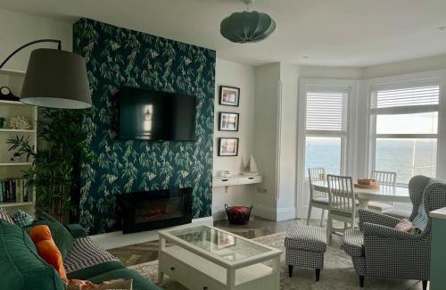 Bangor Apartment | Seascape Luxury sea front apartment