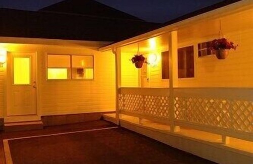 Old Orchard Beach Condo | Seashell Cottages/JK Rentals - The Daniel Unit