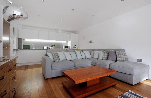Lyme Regis Cottage | SEASHELL, family friendly, country holiday cottage in Lyme Regis