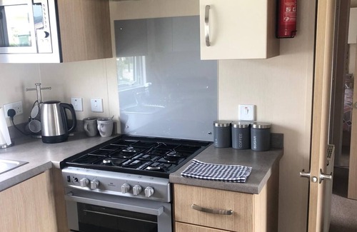 Prestatyn Cabin | Seaside 2-Bed Caravan Retreat - Sleeps 6 & Parking