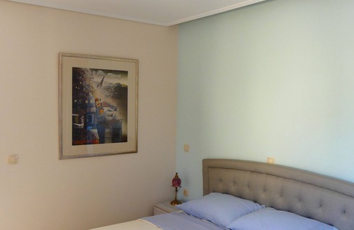 Thissio Bed & Breakfast | Seaside Athenian Riviera Apartment