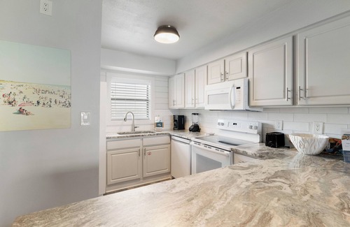 Orange Beach Condo | Seaside Beach & Racquet 4410 by Liquid Life