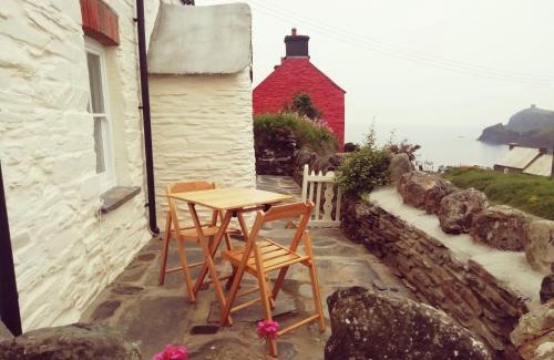 Abereiddy House | Seaside Cottage