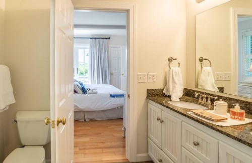 Madaket Cottage | Seaside cottage minutes to beach, sweeping views over pond & conservation land.