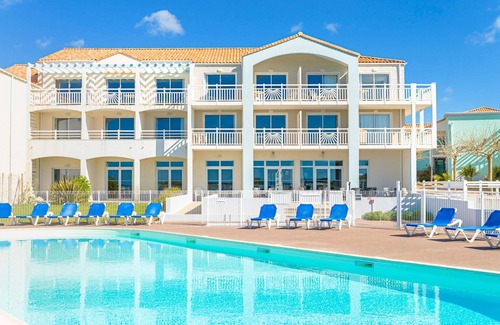 Chateau-d'Olonne Apartment | Seaside Flat w/Balcony