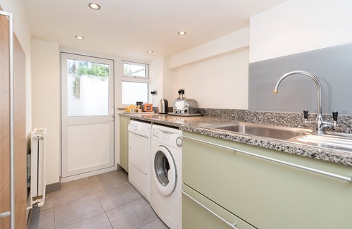 Looe House | Seaside House - family home on the beach