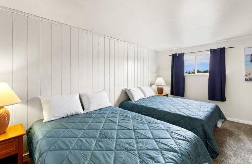 Ocean Shores House | Seaside Moon Condo #250