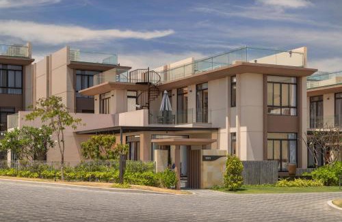 Cam Lam Resort | Seaside Oasis Villas at Wyndham Garden Resort Cam Ranh