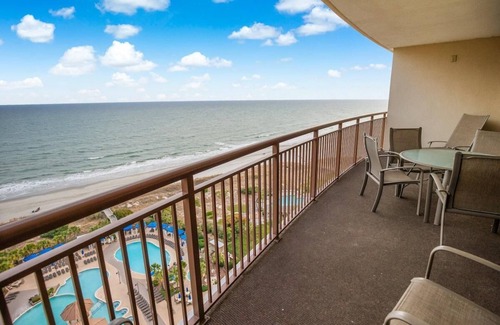 Briarcliffe Acres Condo | Seaside Serendipity: 3 Bedroom Beachfront Condo