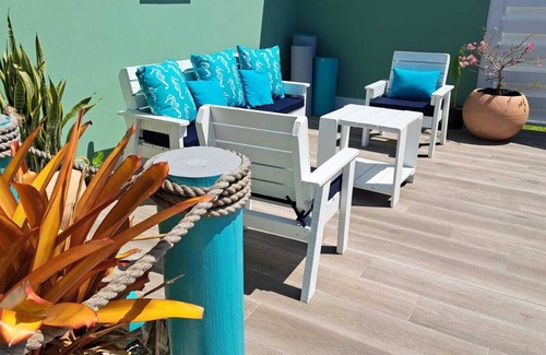 Nassau Apartment | Seaside Serenity: Discover Nautical Charm in The Bahamas