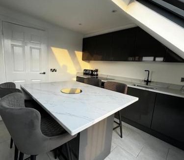 Bangor Apartment | Seaside Serenity: Modern Flat