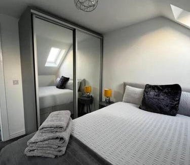 Bangor Apartment | Seaside Serenity: Modern Flat