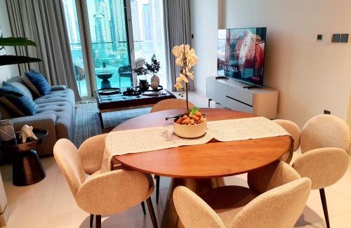 Dubai Marina Apartment | Seaside Serenity Perfect Beachfront Holiday Haven