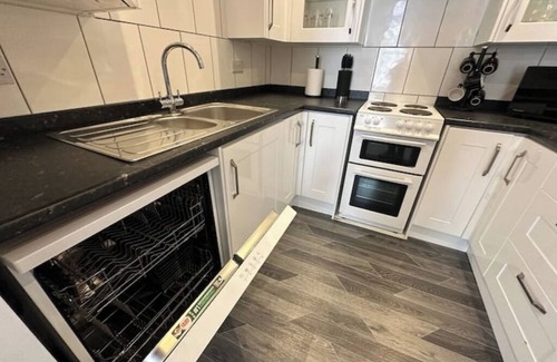 Teignmouth Apartment | Seaside Stay in Teignmouth