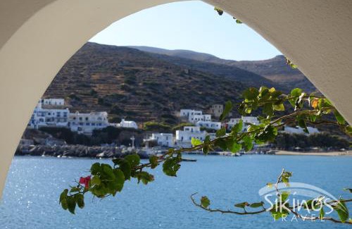 Alopronia House | Seaside Traditional Cycladic House