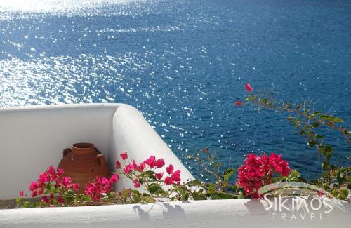 Alopronia House | Seaside Traditional Cycladic House