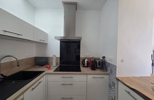 Le Cormier House | Seaside Vacation Home in La Plaine-sur-Mer - 3 Bedrooms, Sleeps 6, Near Beach