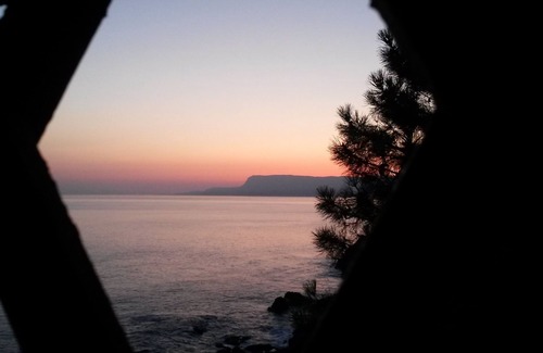 Scilla Villa | Seaside villa with direct access to the sea