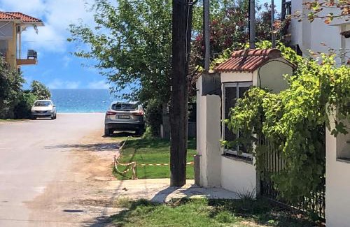 Nikita House | Seasidelongo Houses 1 min from the beach of Nikiti