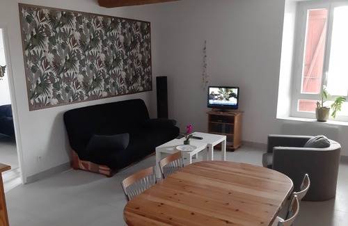 Durban-Corbieres Apartment | Seasonal rental, 5 to 7 people plus 1 child