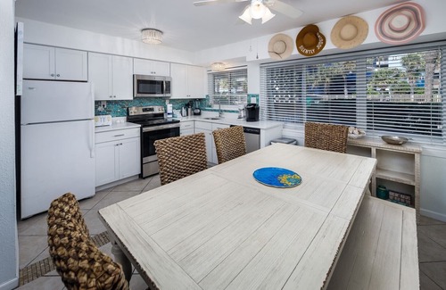 Fort Walton Beach Condo | Seaspray Condos - 208A