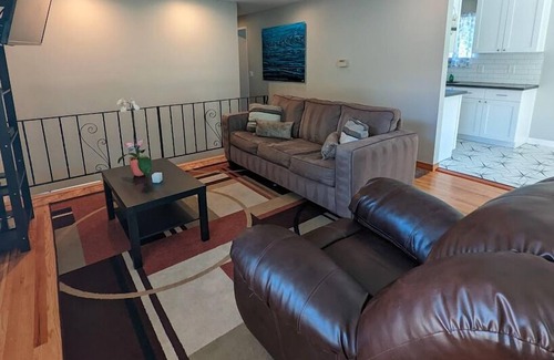 Miller Park House | Seattle Vacation Home: Olympics - Family-friendly, CLEAN & Great Location | 5 Star Hospitality