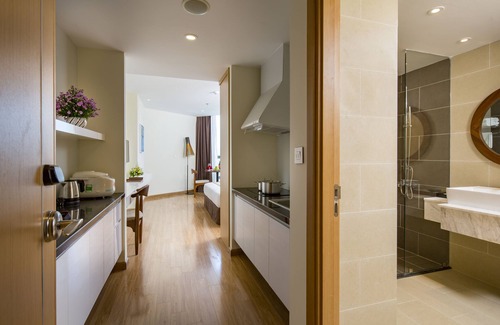 Tran Phu Beach Apartment | Seaview Beachfront Budget Studio in Beachfront Condotel