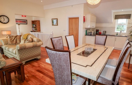 Coleraine House | Seaview