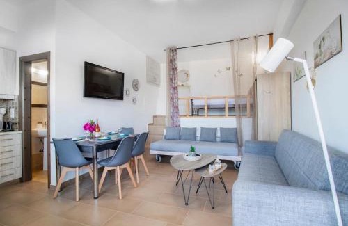 Mavros Kolimpos Apartment | Seaview Loft in South Crete